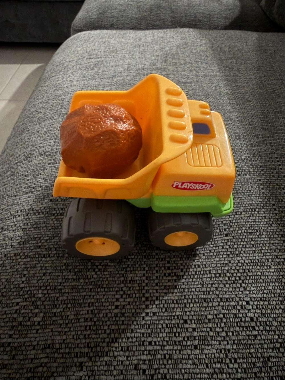 VTG 2002 Playskool Rumbling Dump Truck